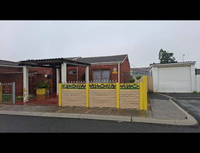 3 BEDROOM FREEHOLD FOR SALE IN WESTRIDGE